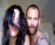 Азер_трахает_свою_симпатичную_жену