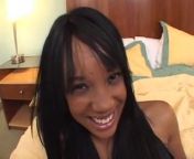 Порно черной девочки в два ствола