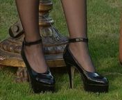 Женщину дерут в очко порно приколы