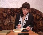 Русский парень выебал училку у нее дома